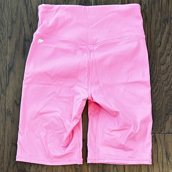 NWOT Fabletics Motion 365 Running Short sz XS - Picture 3 of 7